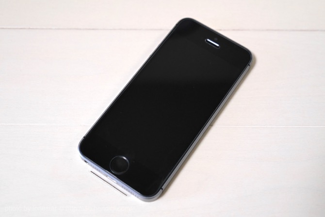 強化ガラスフィルム　iPhone SE