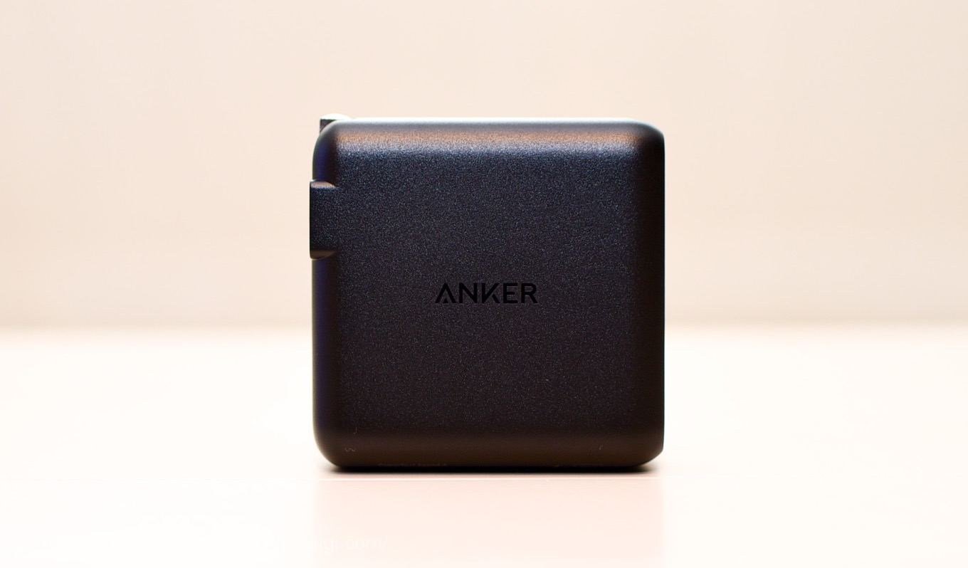 Anker　高速充電アダプタ