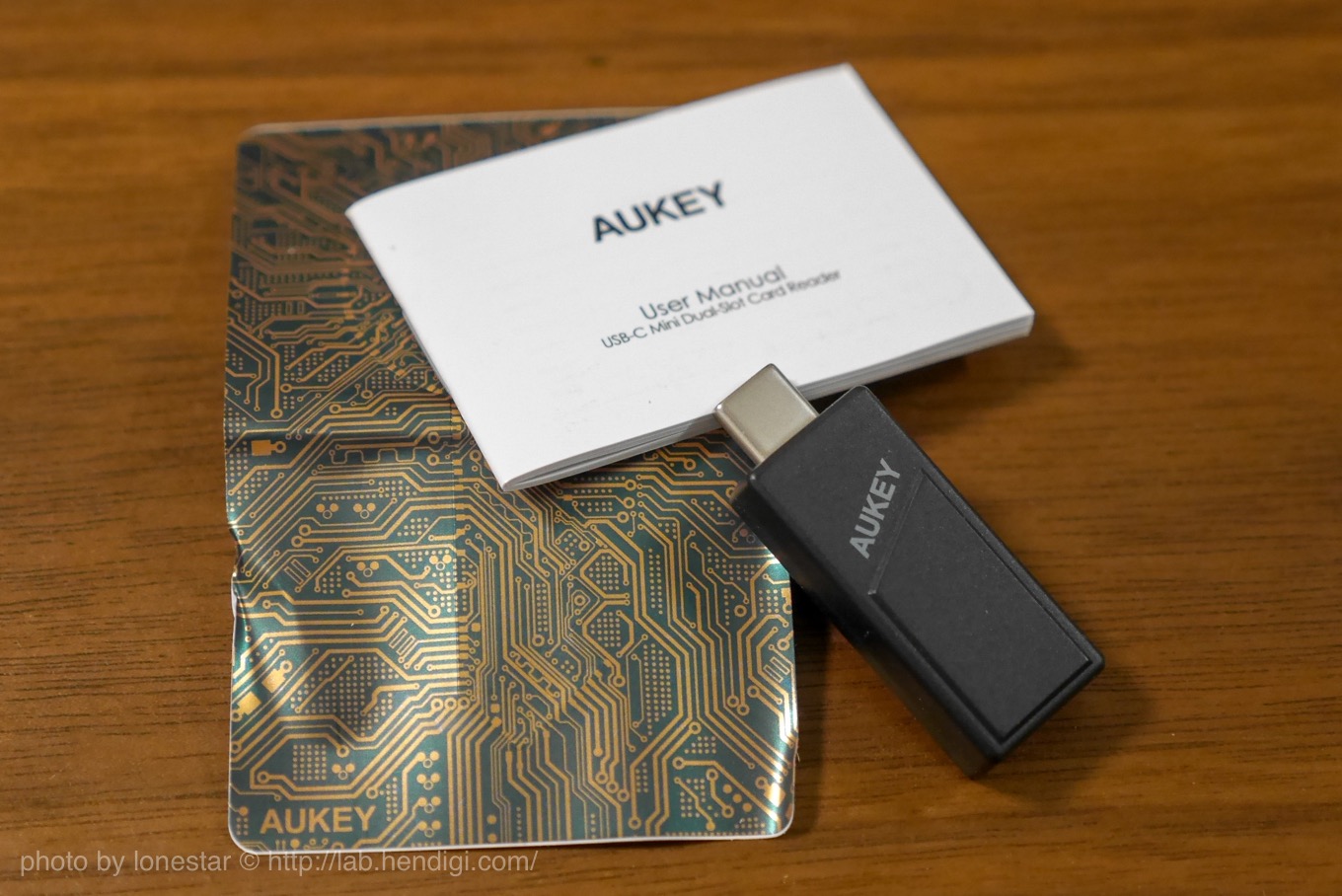 AUKEY USB Type C カードリーダー CB-UD3