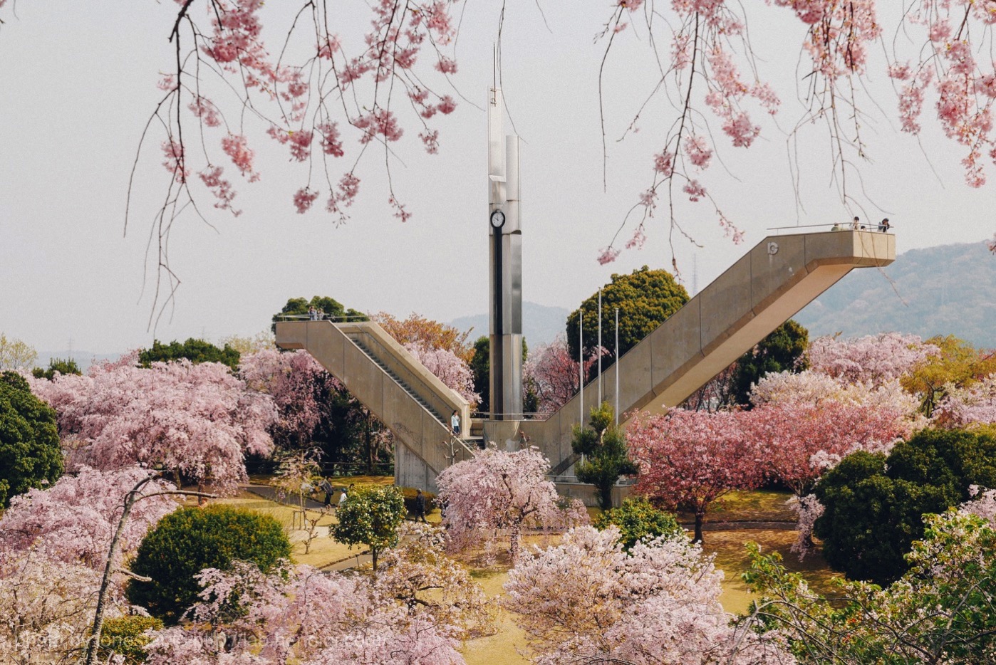 幸田町　希望の塔