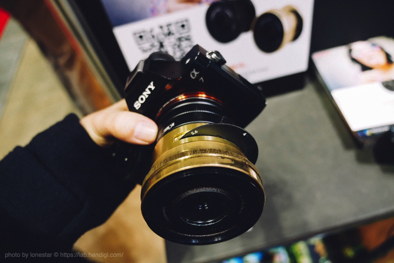 Lomogon 2.5/32 Art Lens