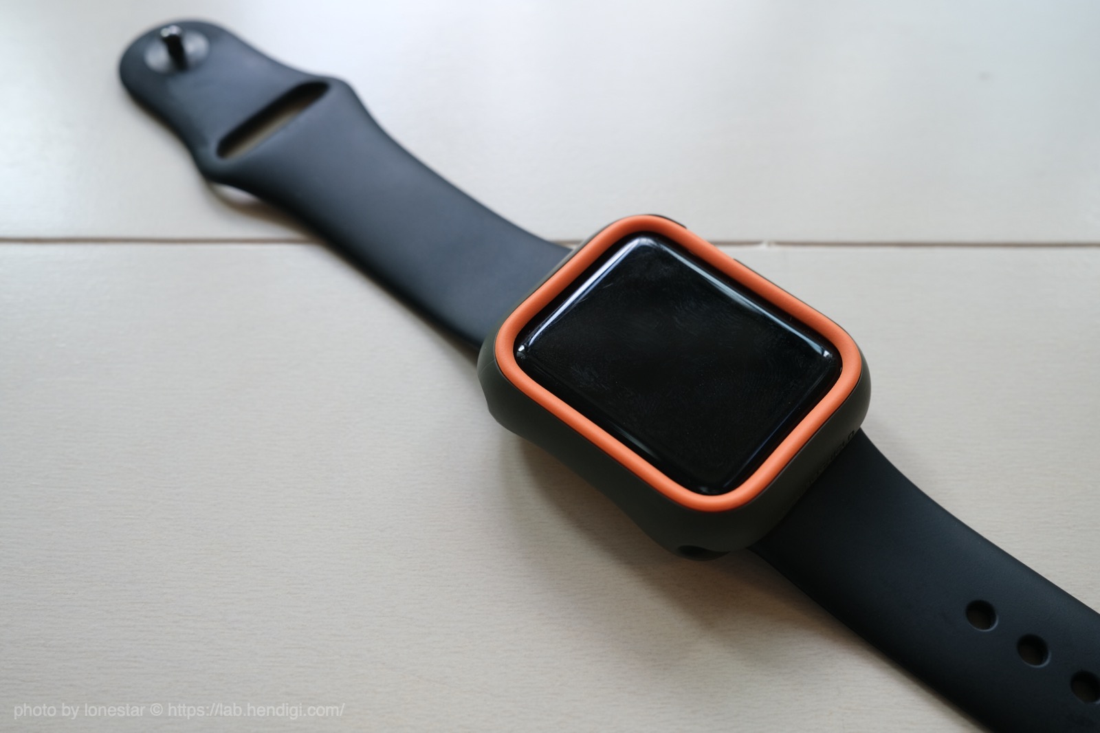 CrashGuard NX Apple Watchケース　レビュー