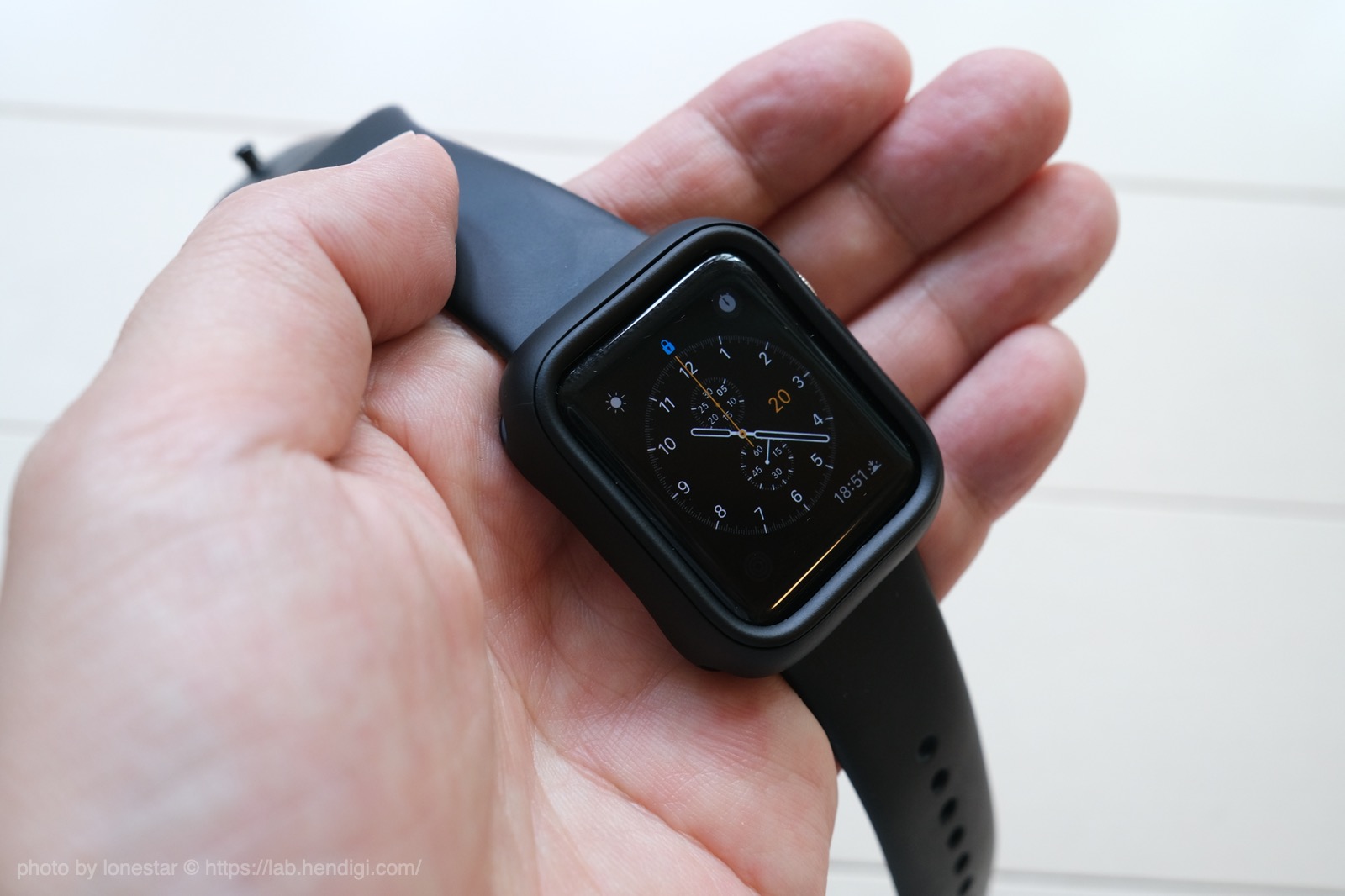 CrashGuard NX Apple Watchケース　レビュー