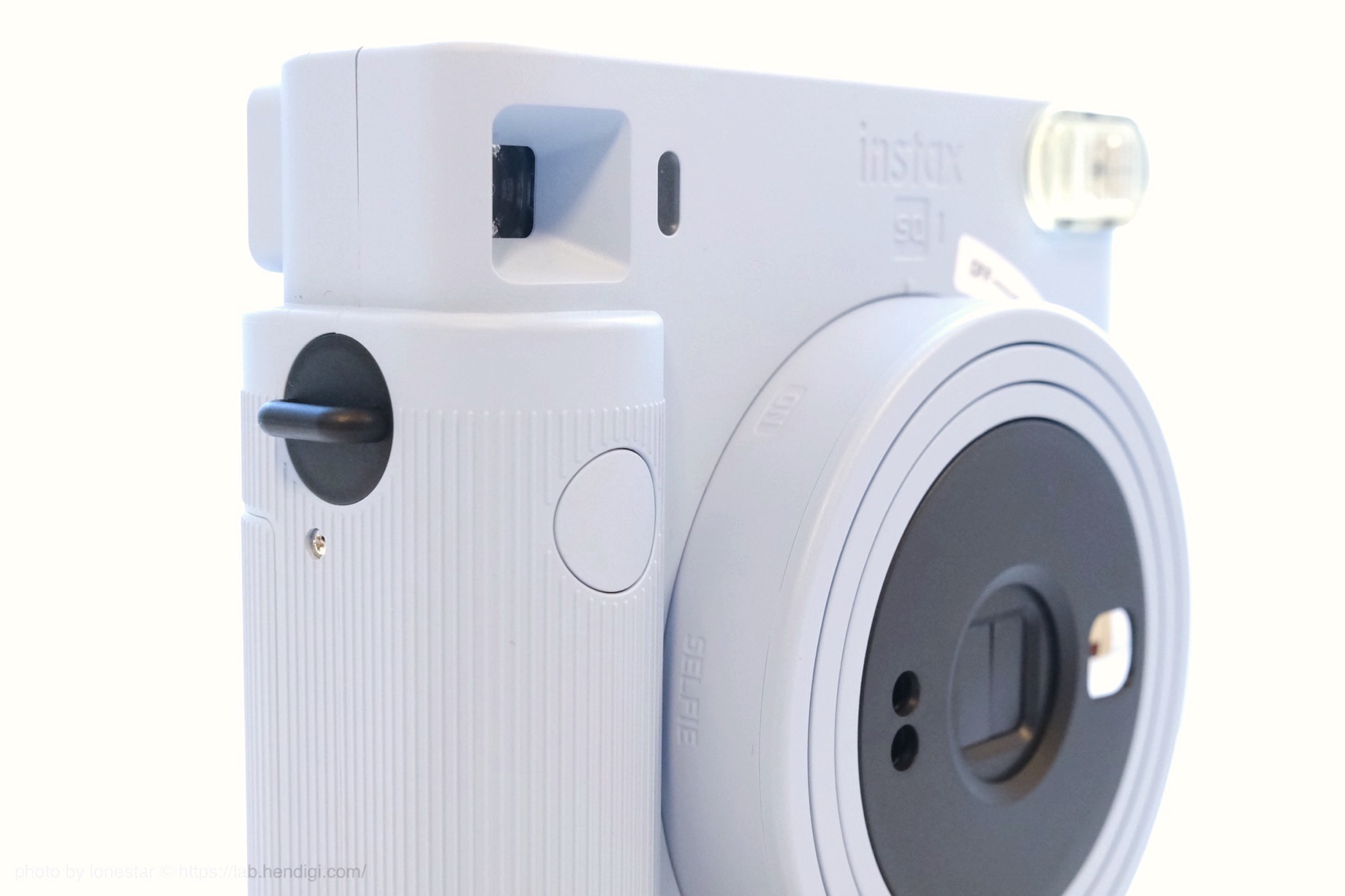 instax SQUARE SQ1 外観　レビュー