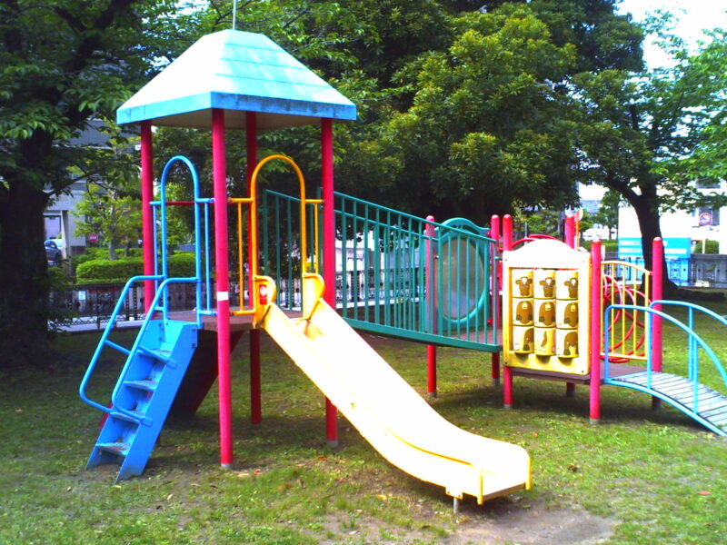 デジタルハリネズミ2++ 作例写真 公園 遊具
