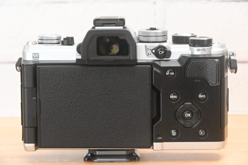 OM-3　背面操作ボタン類