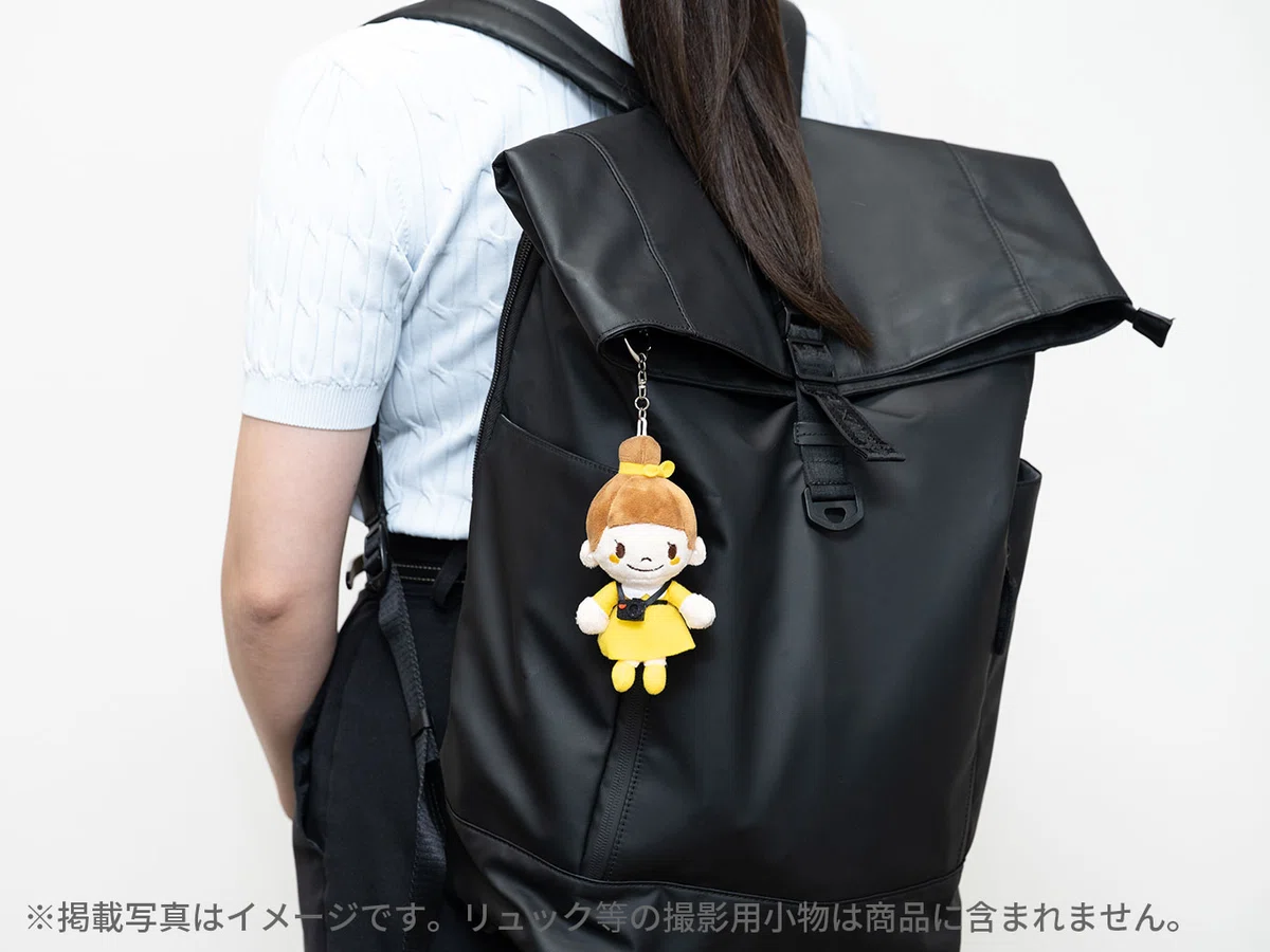 白い背景に並べられた5体のニコンちゃんぬいぐるみチャーム
